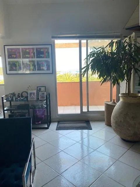 Incroyable T3 Vue Mer Avec Magnifique Terrasse Porquerolles 0*,