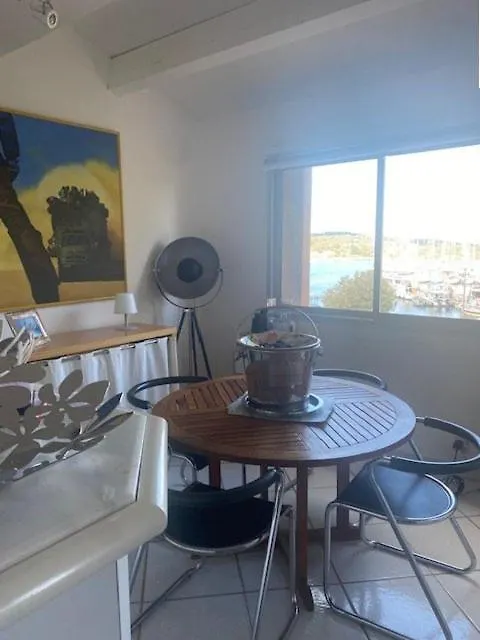 Apartment Incroyable T3 Vue Mer Avec Magnifique Terrasse Porquerolles